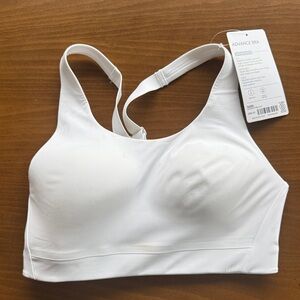Athleta 32D Advance Bra White NWT